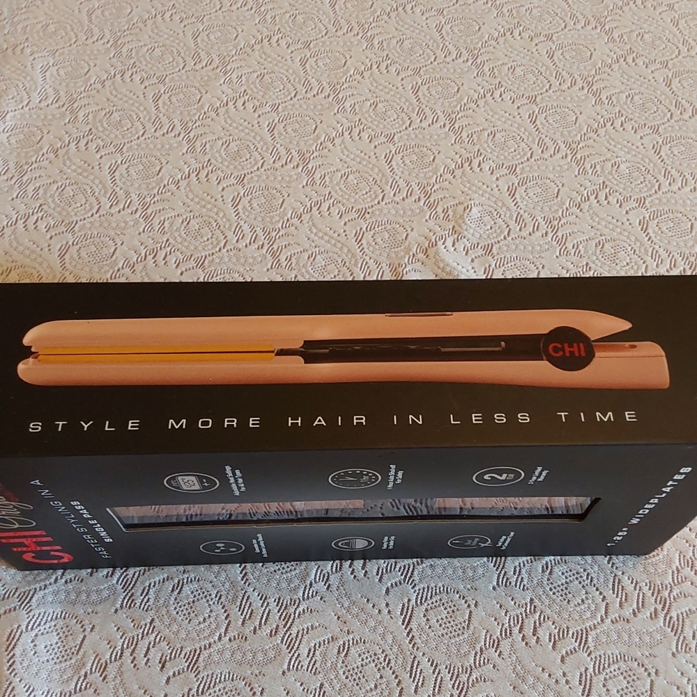🌺 NWT CHI Original Digital Ceramic Flat/Curling Iron - Picture 3 of 11